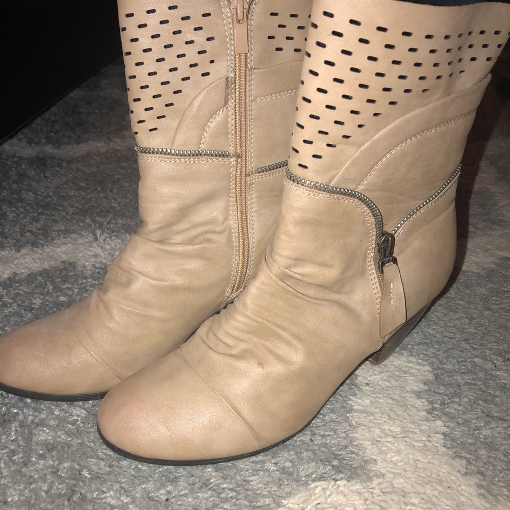 Booties - Picture 4 of 4
